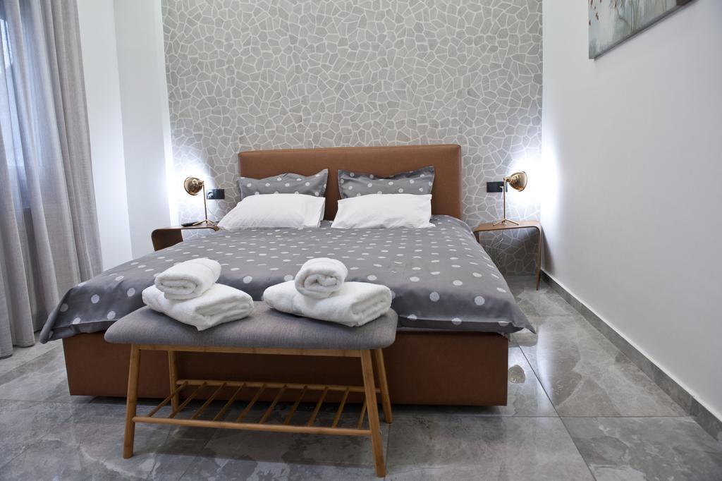 Iris Apartment Tesalonika Bagian luar foto