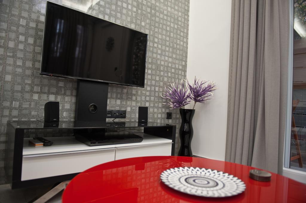 Iris Apartment Tesalonika Bagian luar foto